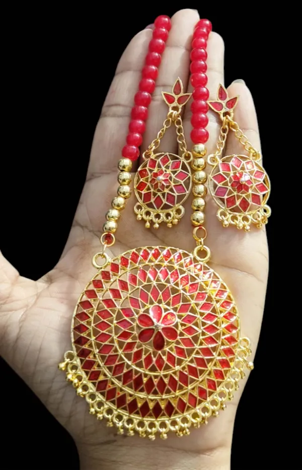 Assamese_Traditional_Red_Japi_Moni_Tassel_Jewellery_Set