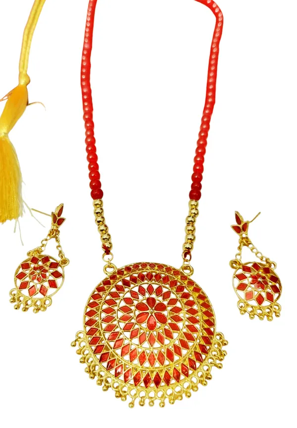 Assamese_Traditional_Red_Japi_Moni_Tassel_Jewellery_Set