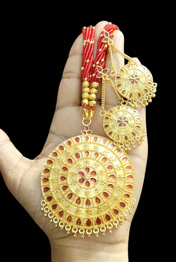 Assamese_Traditional_Red_Meenakari_Copper_Based_Japi_Jewellery_Set