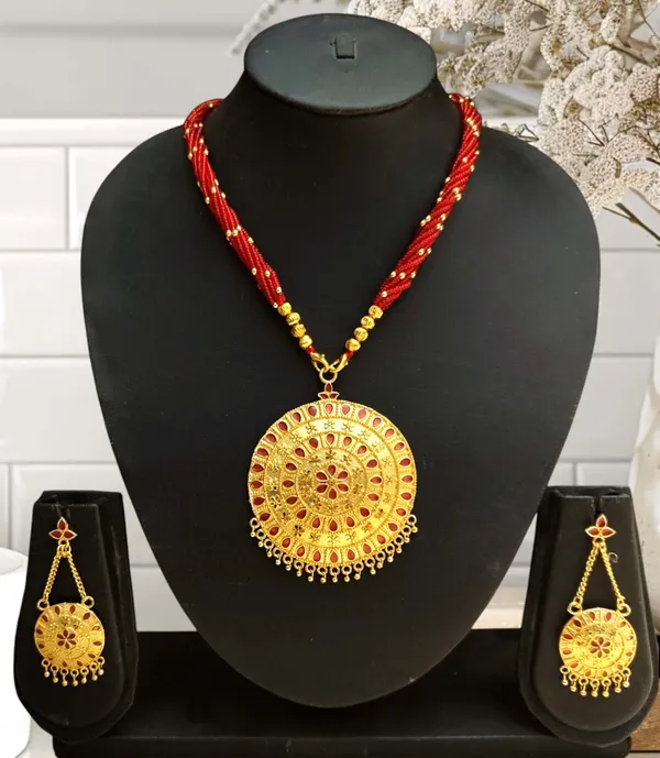 Assamese_Traditional_Red_Meenakari_Copper_Based_Japi_Jewellery_Set