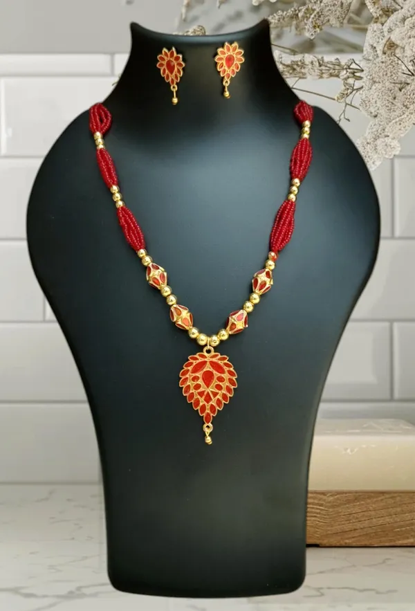 Copper_Based_Assamese_Traditional_Red_Meenakari_Dugdugi_4_Ball_Monimala_Tassel_Jewellery_Set