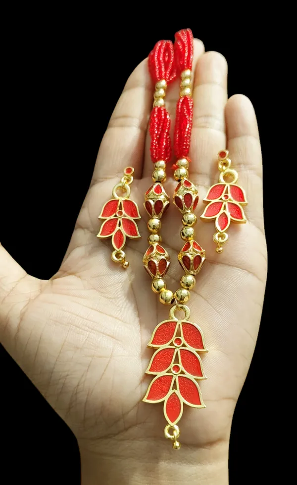 Assamese_Traditional_Red_Patti_4Monimala_Tassel_Jewellery_Set