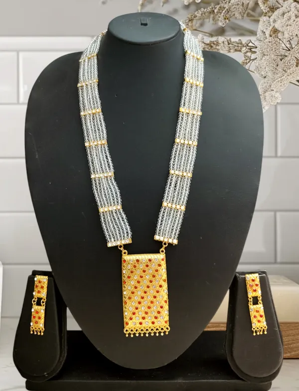 Copper_Based_Assamese_Traditional_Red-White_Stone_Biskut_Jewellery_Set