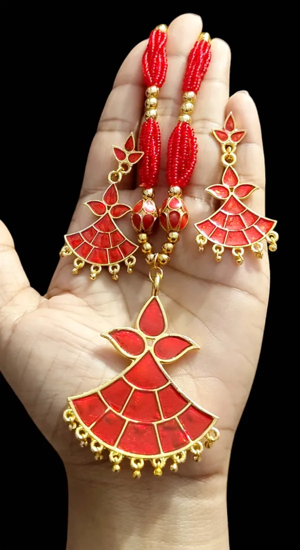 Assamese_Traditional_Red_Locket_Ball_Jewellery_Set