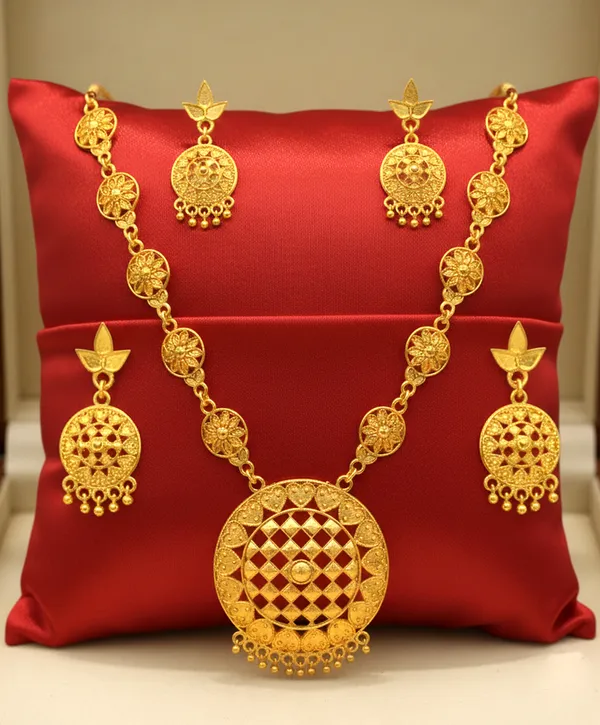 Assamese_Traditional__Copper_Based_Golden_Japi_Jewellery_Set