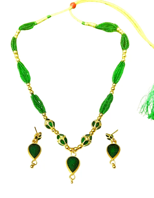 Assamese_Traditional_Green_Golpata_Locket_4_Monimala_Tassel_Jewellery_Set