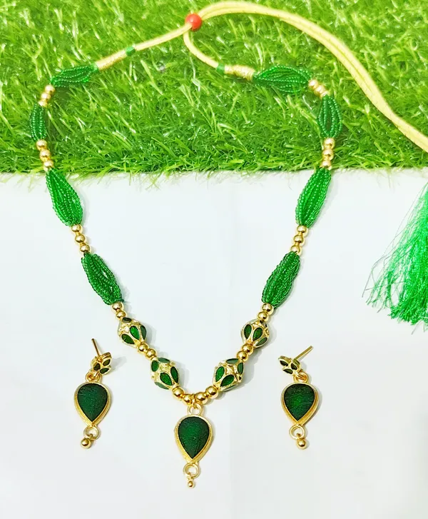 Assamese_Traditional_Green_Golpata_Locket_4_Monimala_Tassel_Jewellery_Set