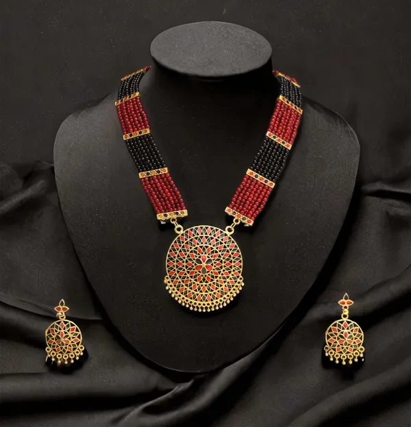 Assamese_Traditional_Red_Black_Japi_Moti_Tassel_Jewellery_Set