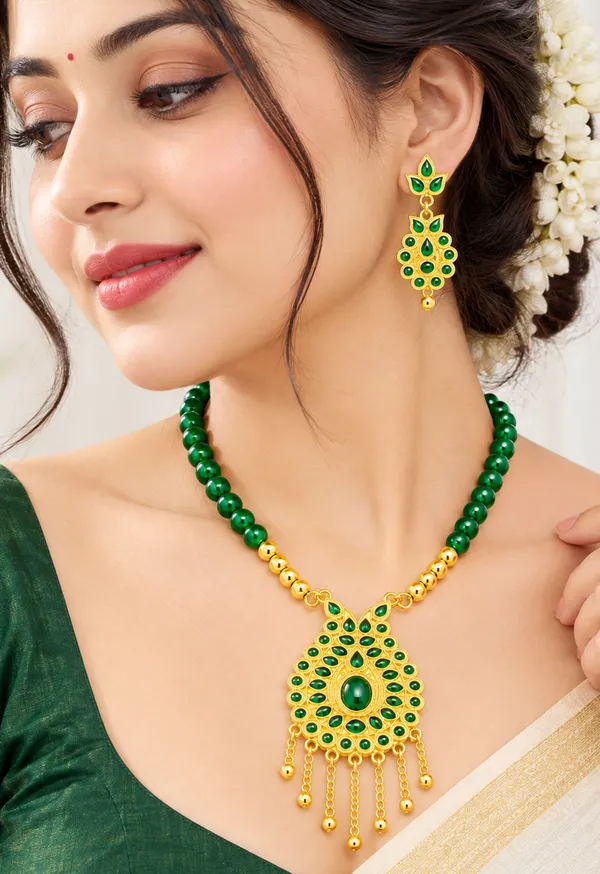 BG_GOLD_Assamese_traditiona_Jewellery_Copper_Based_Green_Dugdugi_Set__Moni_Tassel_