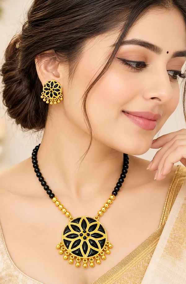 BG_GOLD_Assamese_traditiona_Jewellery_Copper_Based__Black_japi_moni_tassel_jewellery_set