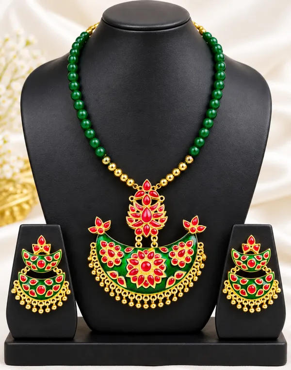 BG_GOLD_Assamese_traditiona__Copper_Based__Red_Green_Junbiri_Moni_Tassel_Jewellery_Set