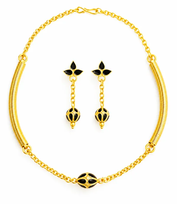 BG_GOLD_Assamese_traditional_Copper_Based_1_ball_black_pipe_chain_Monimala_Jewellery_Set
