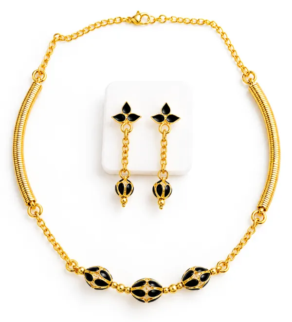 BG_GOLD_Assamese_traditional_Copper_Based_3_ball_black_pipe_chain_Monimala_Jewellery_Set