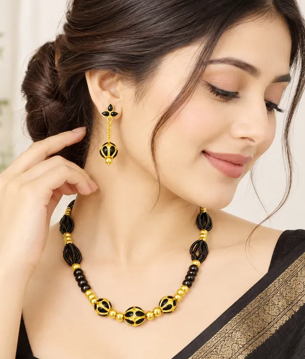 BG_GOLD_Assamese_traditional_Copper_Based_black_MoniMala_Jewellery_Set