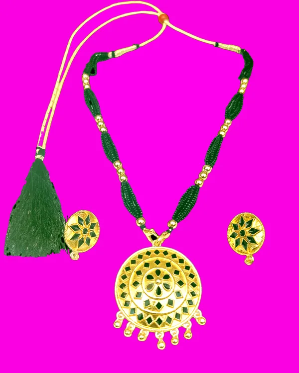 Assamese_Traditional_Black_Japi_With_Tassel