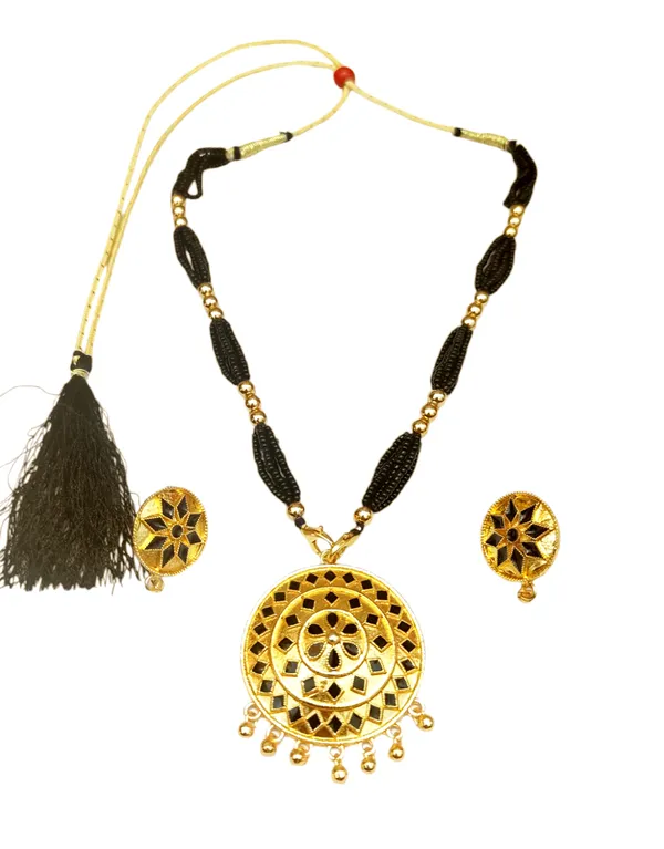 Assamese_Traditional_Black_Japi_With_Tassel
