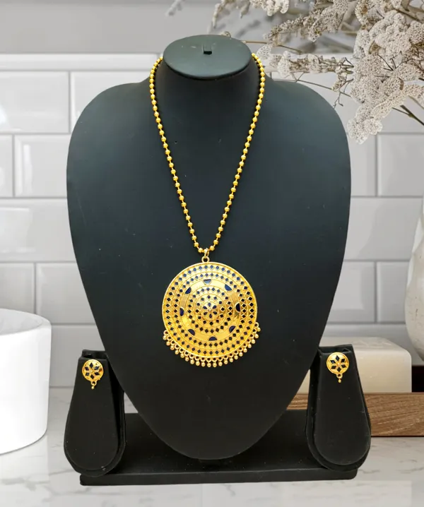 Assamese_Traditional_Blue_Big_Japi_Top_Earring_With_Goti_Chain