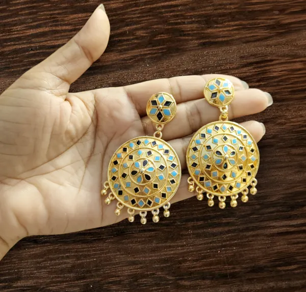 B0Djsx2Tqf_Assamese_Traditional_D-B_Big_Japi_With_Goti_Chain
