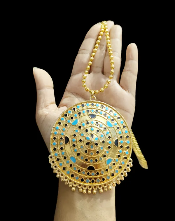 B0Djsx2Tqf_Assamese_Traditional_D-B_Big_Japi_With_Goti_Chain
