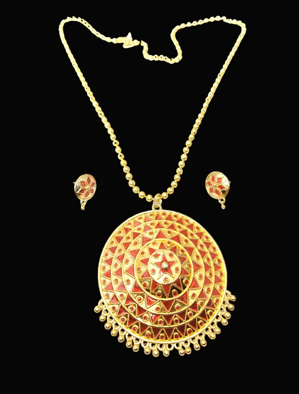 Assamese_Traditional_Red_Big_Japi_Top_Earring_With_Goti_Chain