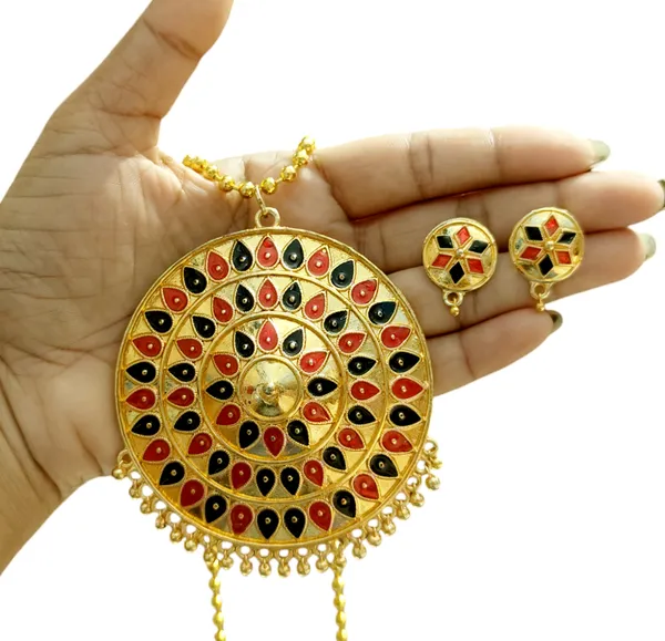 Assamese_Traditional_Red_Black_Big_Japi_Top_Earring_With_Goti_Chain