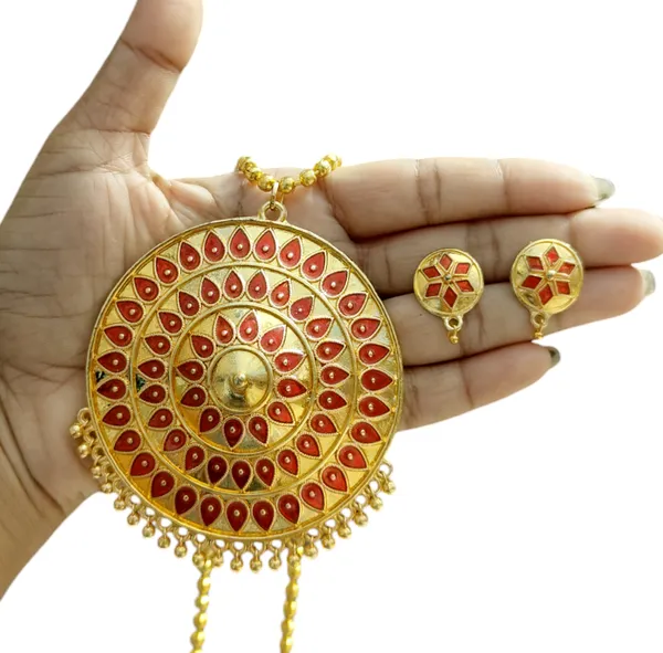 Assamese_Traditional_Red_Big_Japi_Top_Earring_With_Goti_Chain