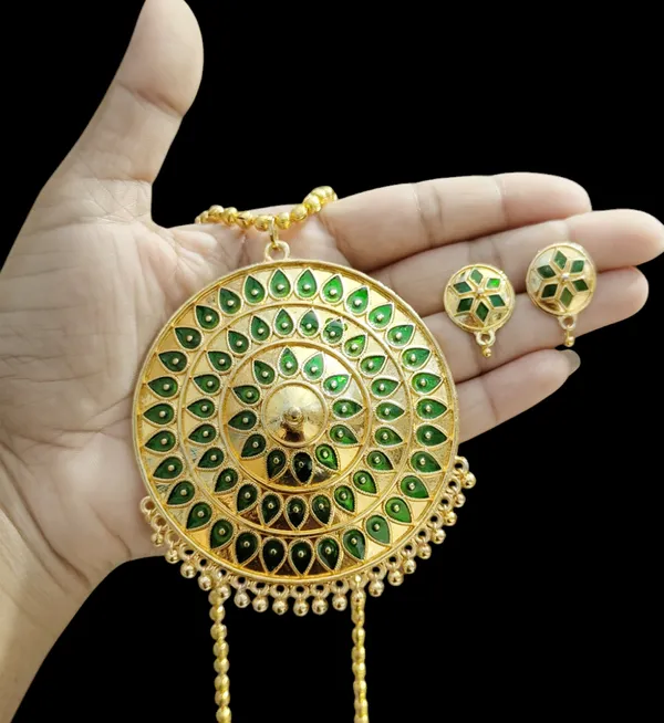 Assamese_Traditional_Green_Big_Japi_Top_Earring_With_Goti_Chain
