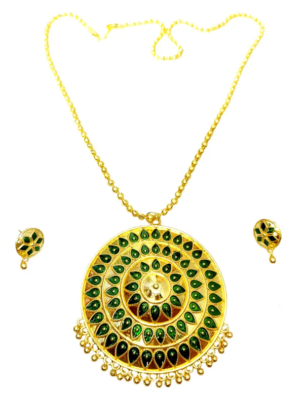 Assamese_Traditional_Green_Big_Japi_Top_Earring_With_Goti_Chain