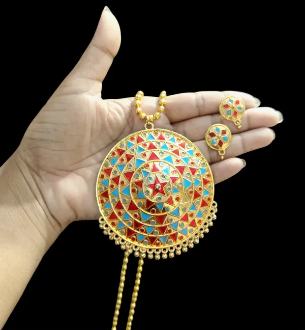 Assamese_Traditional_Red_Blue_Big_Japi_Top_Earring_With_Goti_Chain