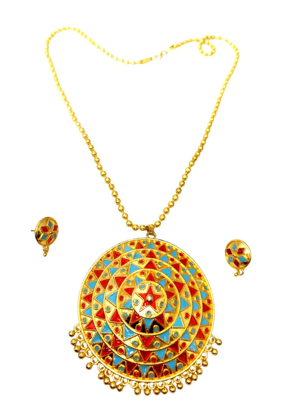 Assamese_Traditional_Red_Blue_Big_Japi_Top_Earring_With_Goti_Chain