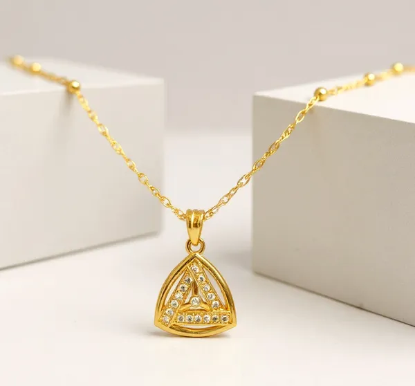 Copper_Based_Stone_Golden_Pendent