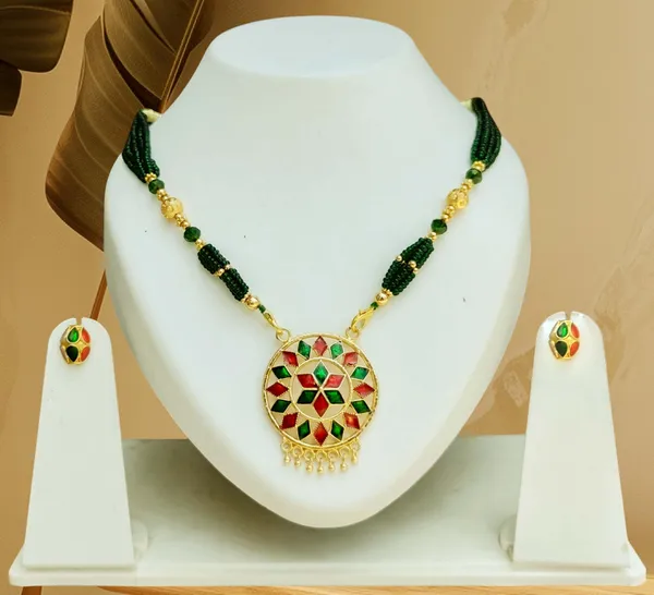 Assamese_Traditional_Red_Green_Small_Japi_Jewellery_Set
