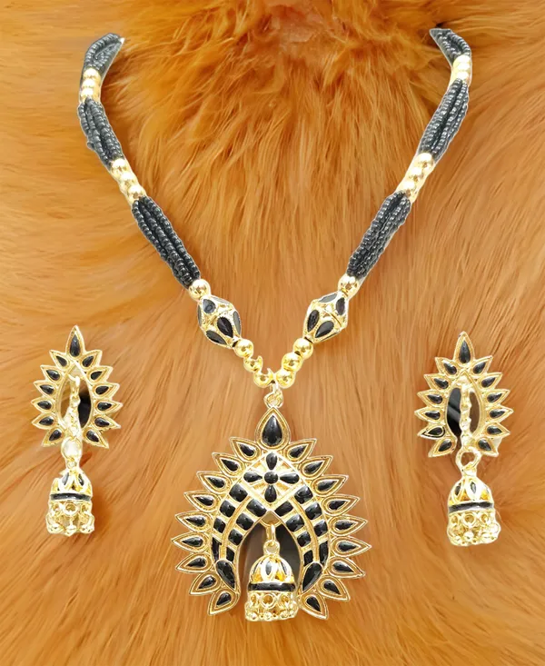 Assamese_Traditional_Copper_Based_Black_2_Ball_Tassel_Dugdugi_Jewellery_Set