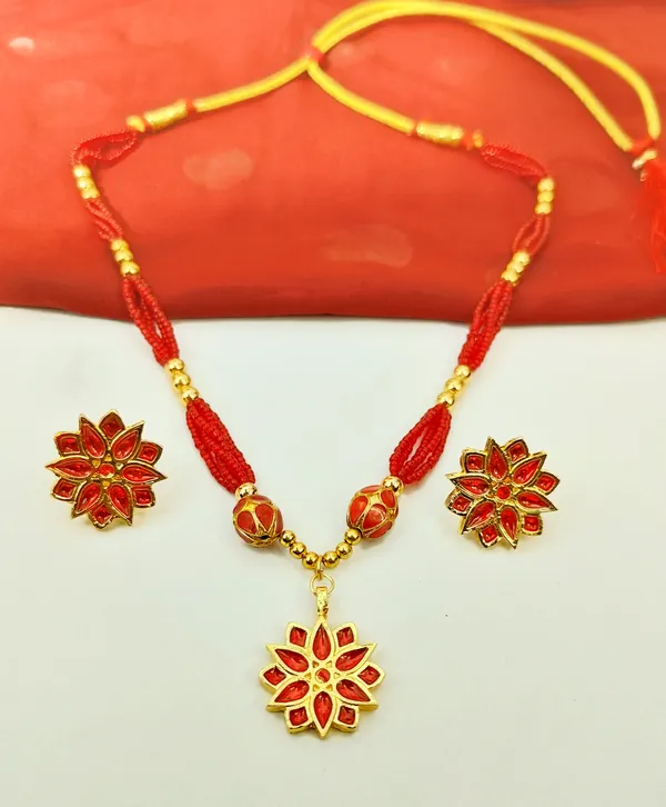 Assamese_Traditional_Red_Star_With_Monimala_Tassel_Jewellery_Set