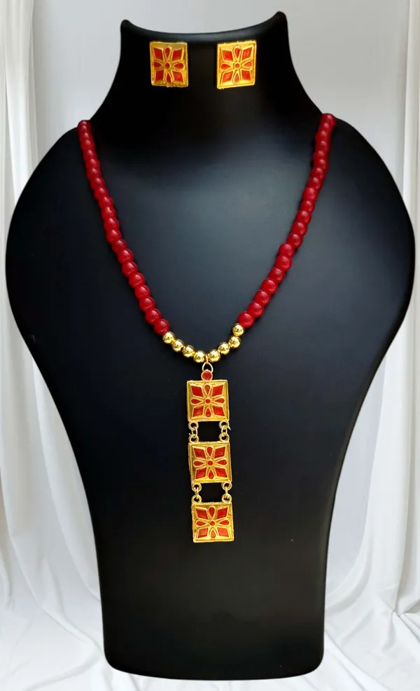 Assamese_Traditional_Red_Square_Jewellery_Set_For_Women_&_Girls