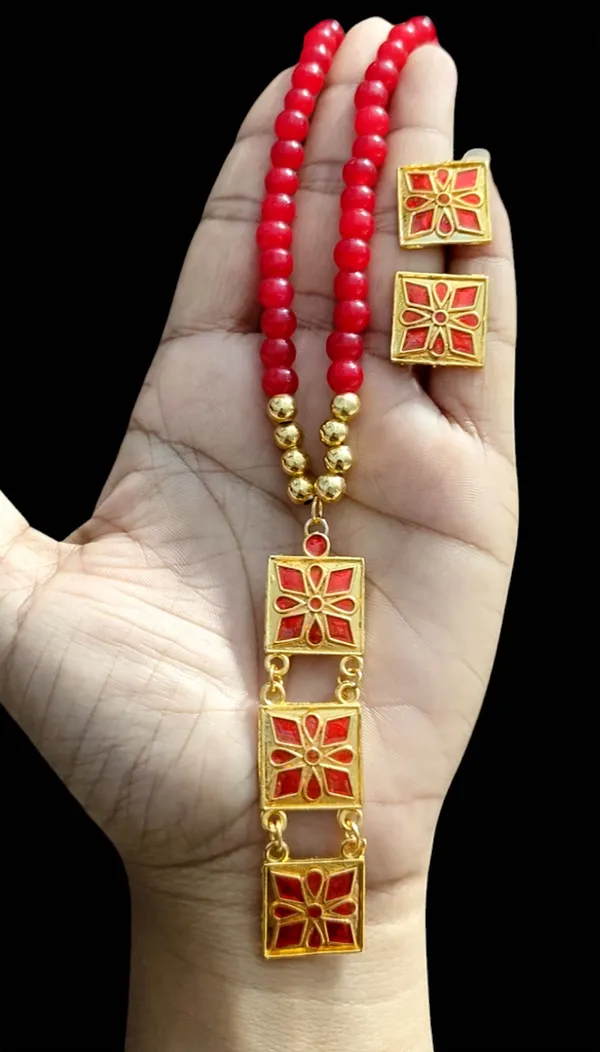 Assamese_Traditional_Red_Square_Jewellery_Set_For_Women_&_Girls