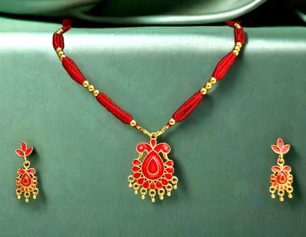 Assamese_Traditional_Copper_Based_Red_Meenakari_Jewellery_Set
