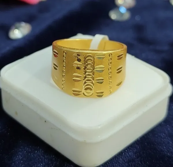 Golden_Traditional_Wide-Band_Engraved_Finger_Ring_For_Men