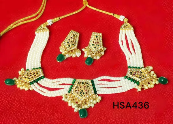 Balaji_Gold_Multicolour_Elegant_Kundan_&_Pearl_Choker_Necklace_Set_With_Earrings_For_Women