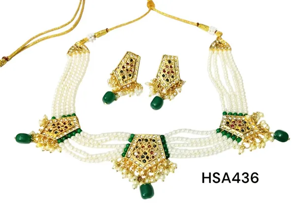 Balaji_Gold_Multicolour_Elegant_Kundan_&_Pearl_Choker_Necklace_Set_With_Earrings_For_Women