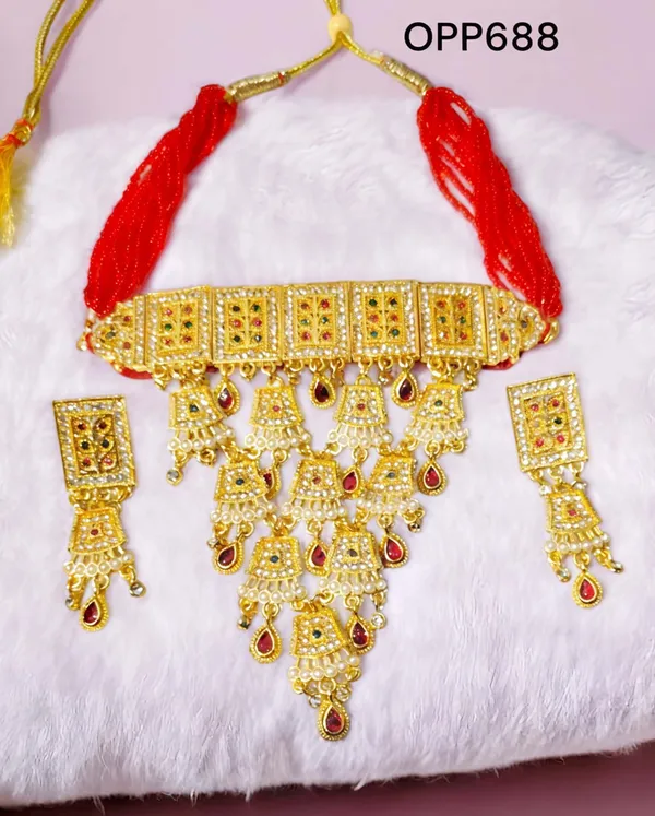 Balaji_Gold_Golden_&_Red_Royal_Beaded_Kundan_Aad_Choker_Necklace_For_Women