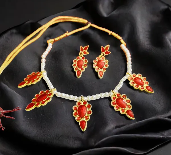 Assamese_Traditional_Gold_Plated_Red_Dugdugi_With_White_Pearl_Golpatta_Choker_Necklace_For_Women_And_Girl