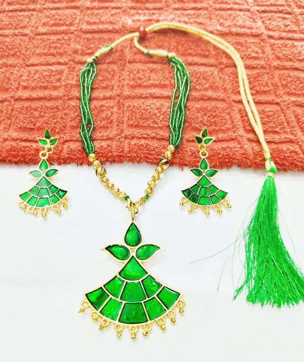 Assamese_Tassel_Necklace_Set_For_Women_And_Girl