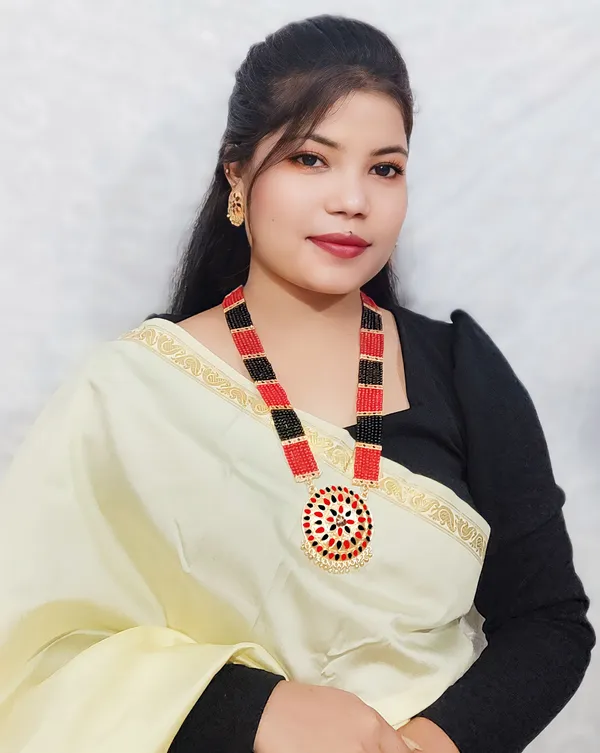 Assamese_Traditional_Gold_Plated_Red_Black_Colour_Japi_Tassel_Jewellery_Set_For_Women