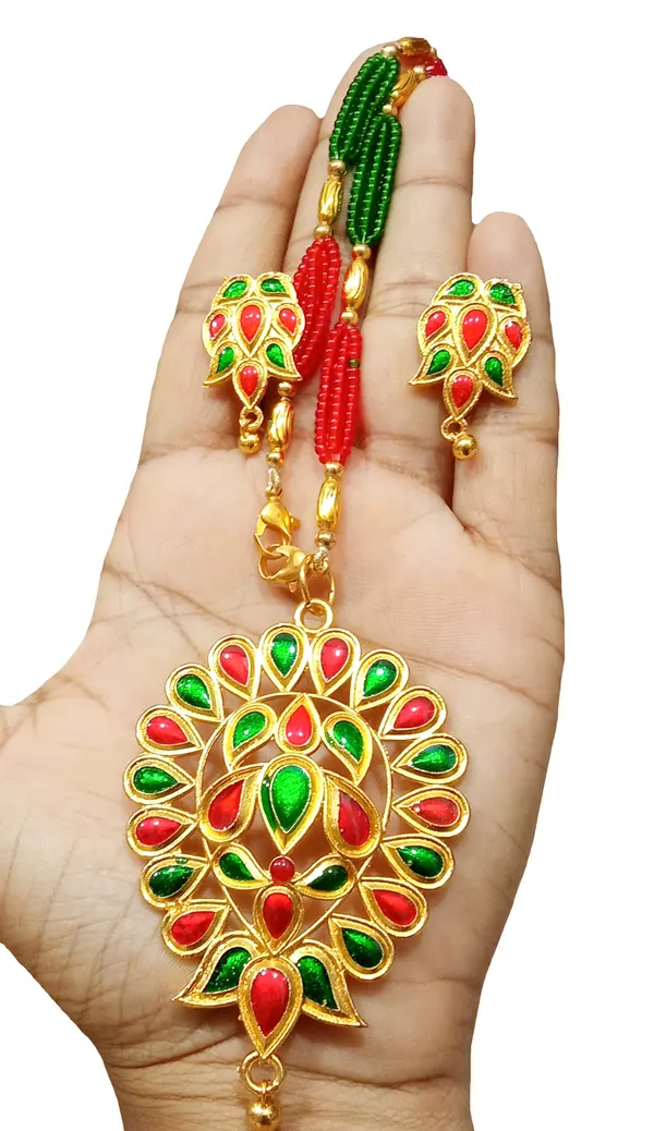 Assamese_Traditional_Gold_Plated_Red_Green_Colour_Dugdugi_Tassel_Jewellery_Set_For_Women