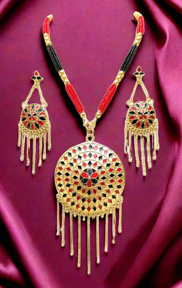 Assamese_Traditional_Gold_Plated_Red_Black_Meenakari_Japi_Tassel_Jewellery_Set_For_Women