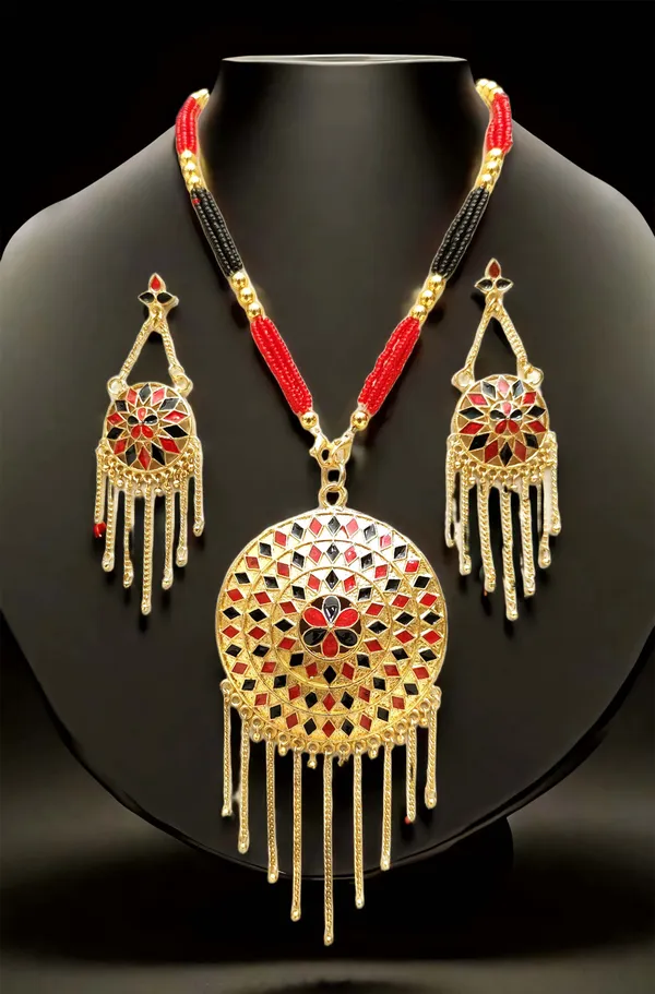 Assamese_Traditional_Gold_Plated_Red_Black_Meenakari_Japi_Tassel_Jewellery_Set_For_Women