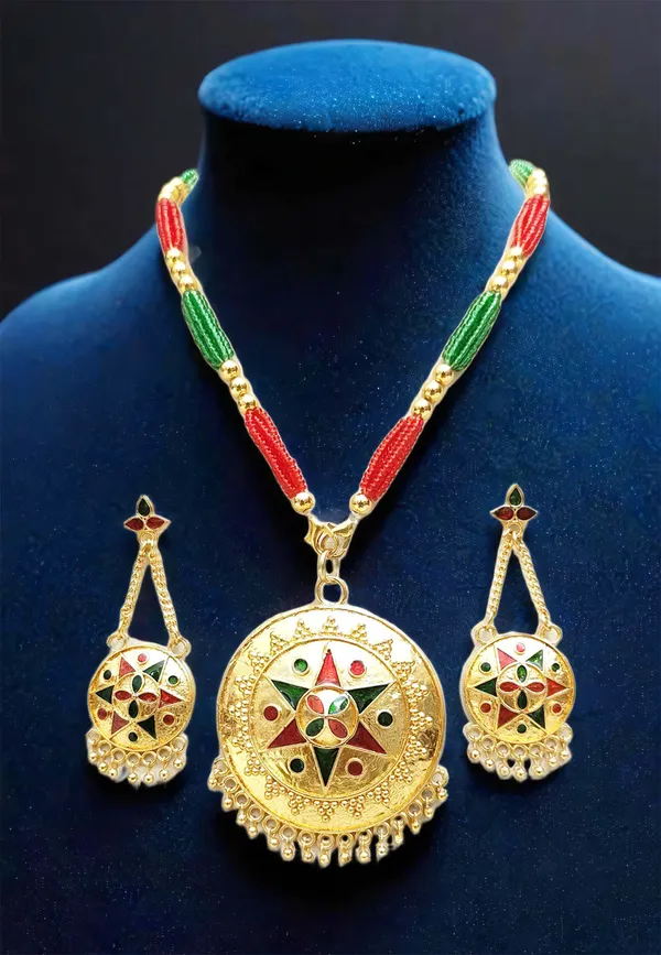 Assamese_Traditional_Gold_Plated_Red_Green_Meenakari_Japi_Tassel_Jewellery_Set_For_Women