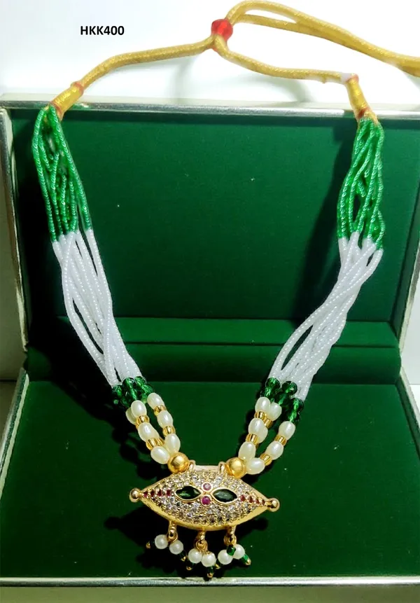 Balaji_Gold_Golden_Elegant_&_Beaded_Kundan_Pendant_Necklace_For_Women