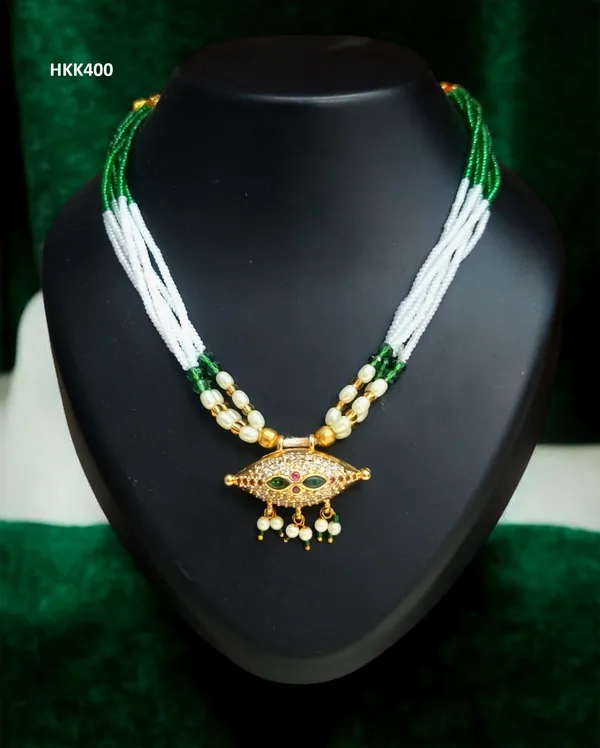 Balaji_Gold_Golden_Elegant_&_Beaded_Kundan_Pendant_Necklace_For_Women